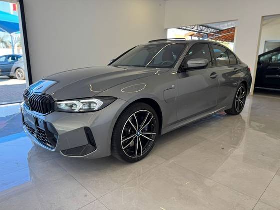 BMW 330e 2.0 16V TURBO HÍBRIDO M SPORT AUTOMÁTICO